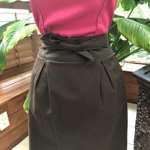Banana Republic dark brown stretch skirt - Size 6